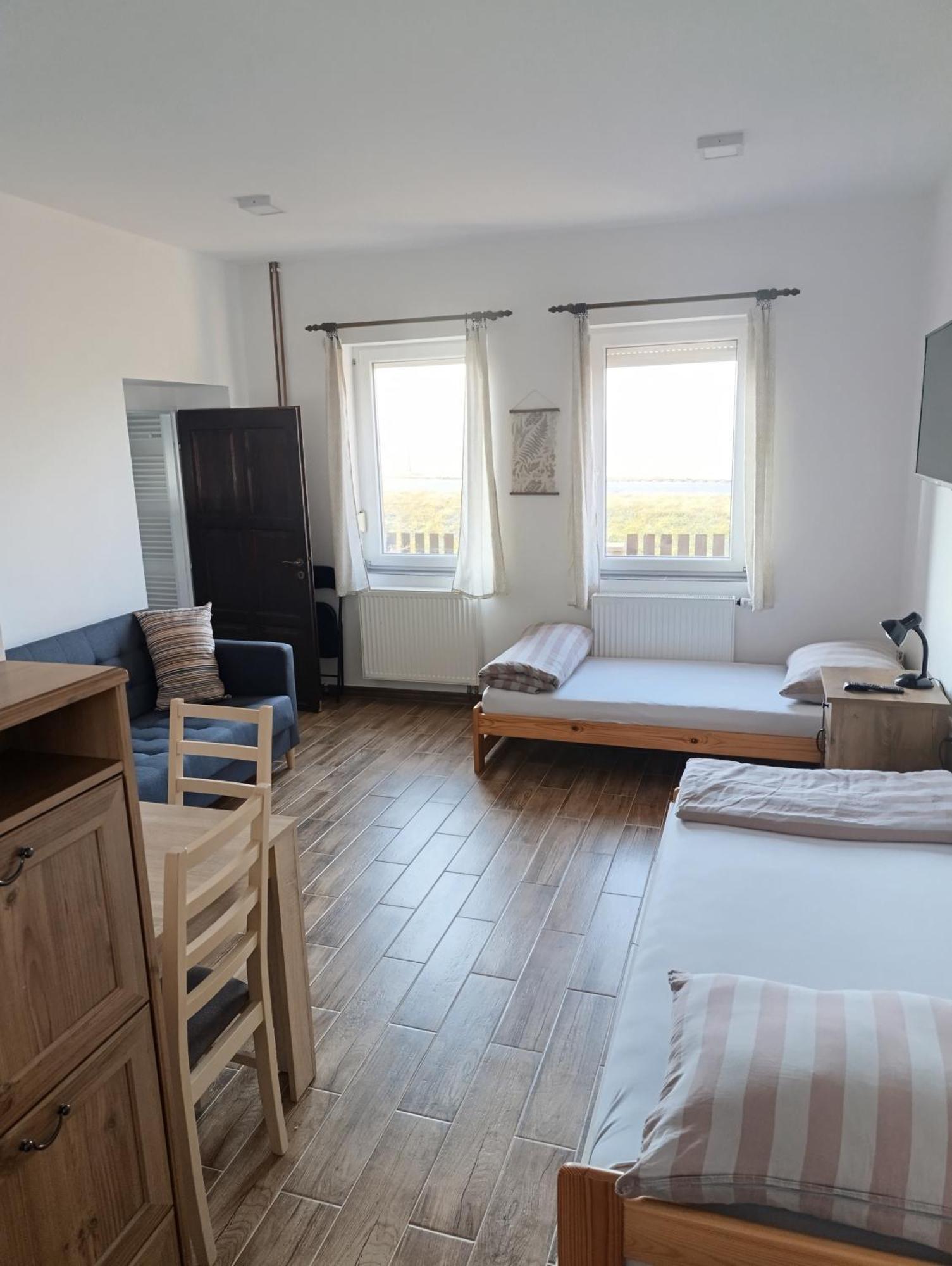 Apartman V Blizkosti Mesta Штеті Екстер'єр фото